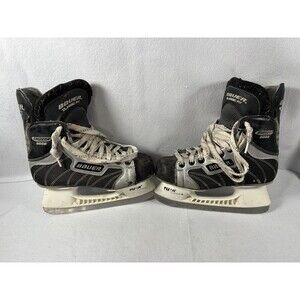 BAUER Supreme 2090 Skates Junior Size 2.5D Used But Still Has Life Left In Them